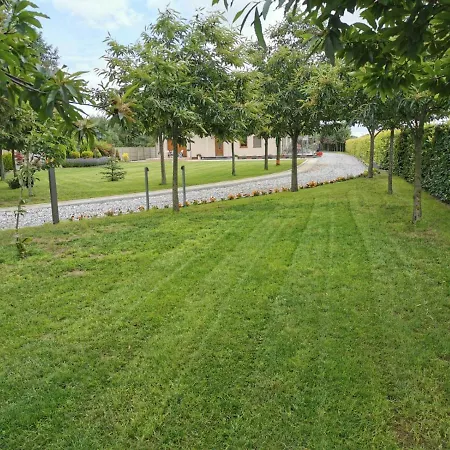 Semesterbostad Rusko 17 *