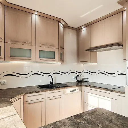 Semesterbostad Rusko 17 *