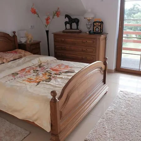 Semesterbostad Rusko 17 *